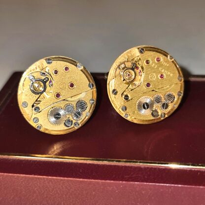 Watch movement gold cuff-links