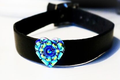 BDSM submissive collar psychedelic heart