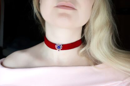 BDSM submissive collar psychedelic heart slave