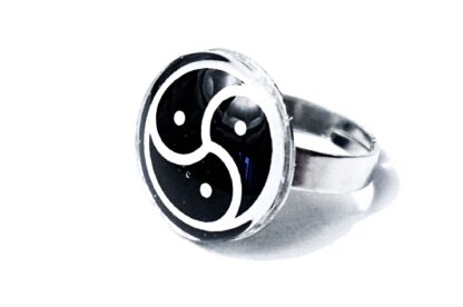 triskele bdsm jewelry ring