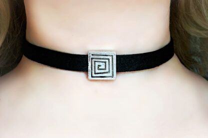 BDSM symbol triskele submissive collar leather choker