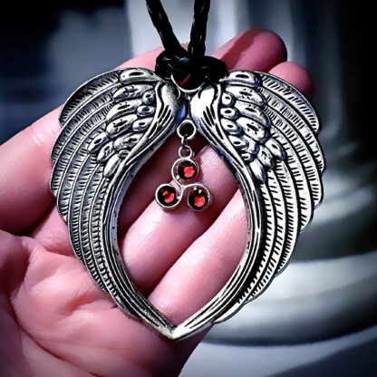 Подвеска мужская крылья ангел демон БДСМ символ доминант трискель
