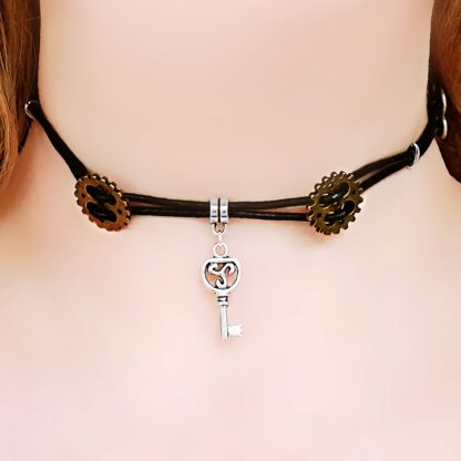 Steampunk BDSM symbol triskele submissive day collar key necklace