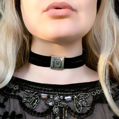 Submissive day collar choker Steampunk BDSM lock pendant