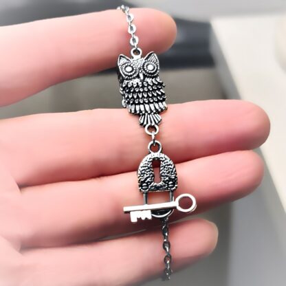 Steampunk BDSM jewelry owl bird chain bracelet lock key cuff
