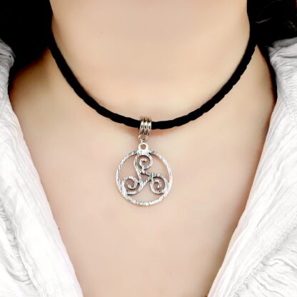 Steampunk BDSM jewelry submissive day collar triskele symbol leather choker