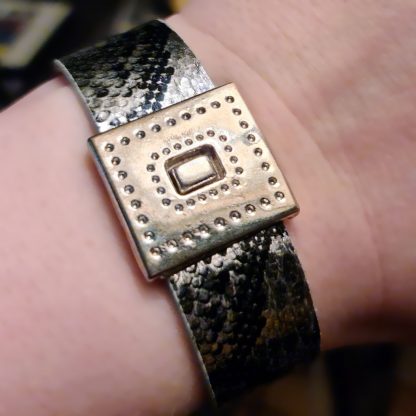 Стимпанк БДСМ украшения браслет на магнитном замке веган кожа доминант госпожа рабыня
