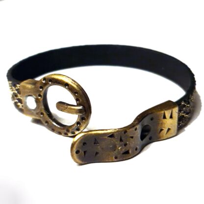 Steampunk BDSM jewelry submissive cuff leather lock bracelet