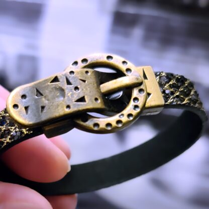 Steampunk BDSM jewelry submissive cuff leather lock bracelet