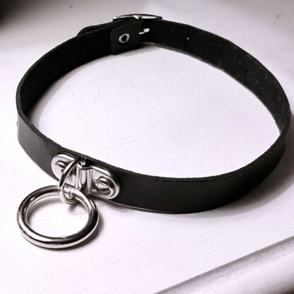 o-ring collar submissive necklace leather choker