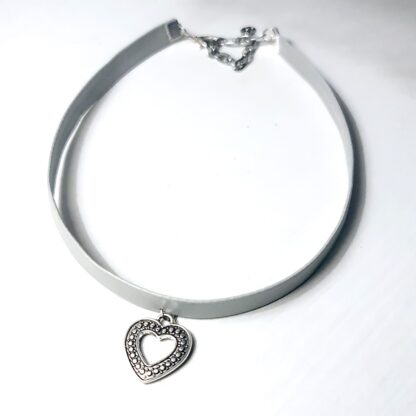 day collar heart pendant sub necklace