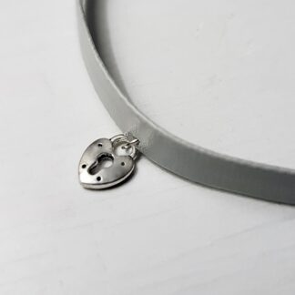 sub collar heart pendant lock necklace